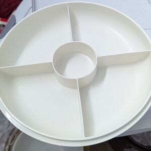 Tupperware: Divided Veggie Relish & Dip Serving Tray Kitchen Dish with Lid